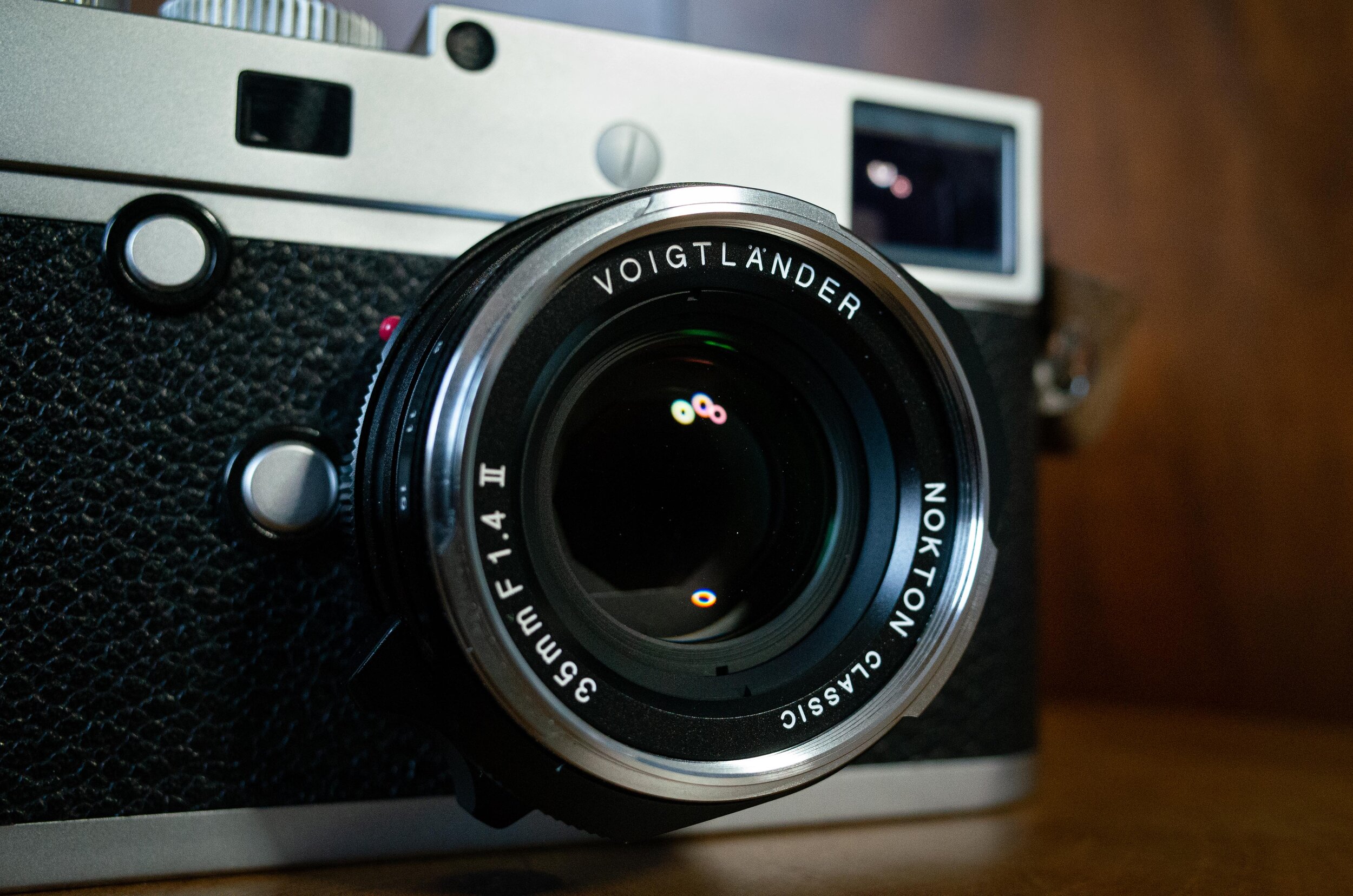 Voigtlander Nokton 35mm 1.4 Classic I and II comparison — Focus